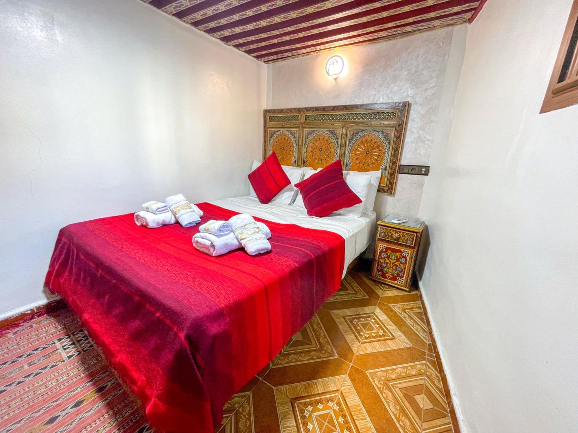 Riad Dar El Ouedghiri Fez Eksteriør billede