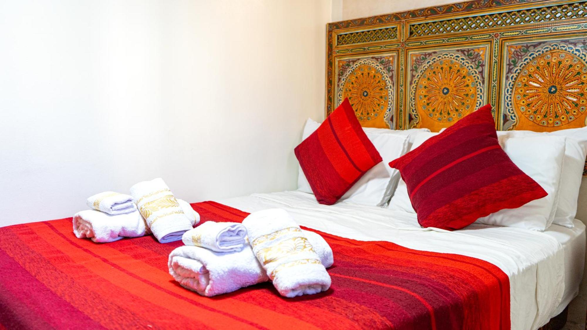 Riad Dar El Ouedghiri Fez Eksteriør billede