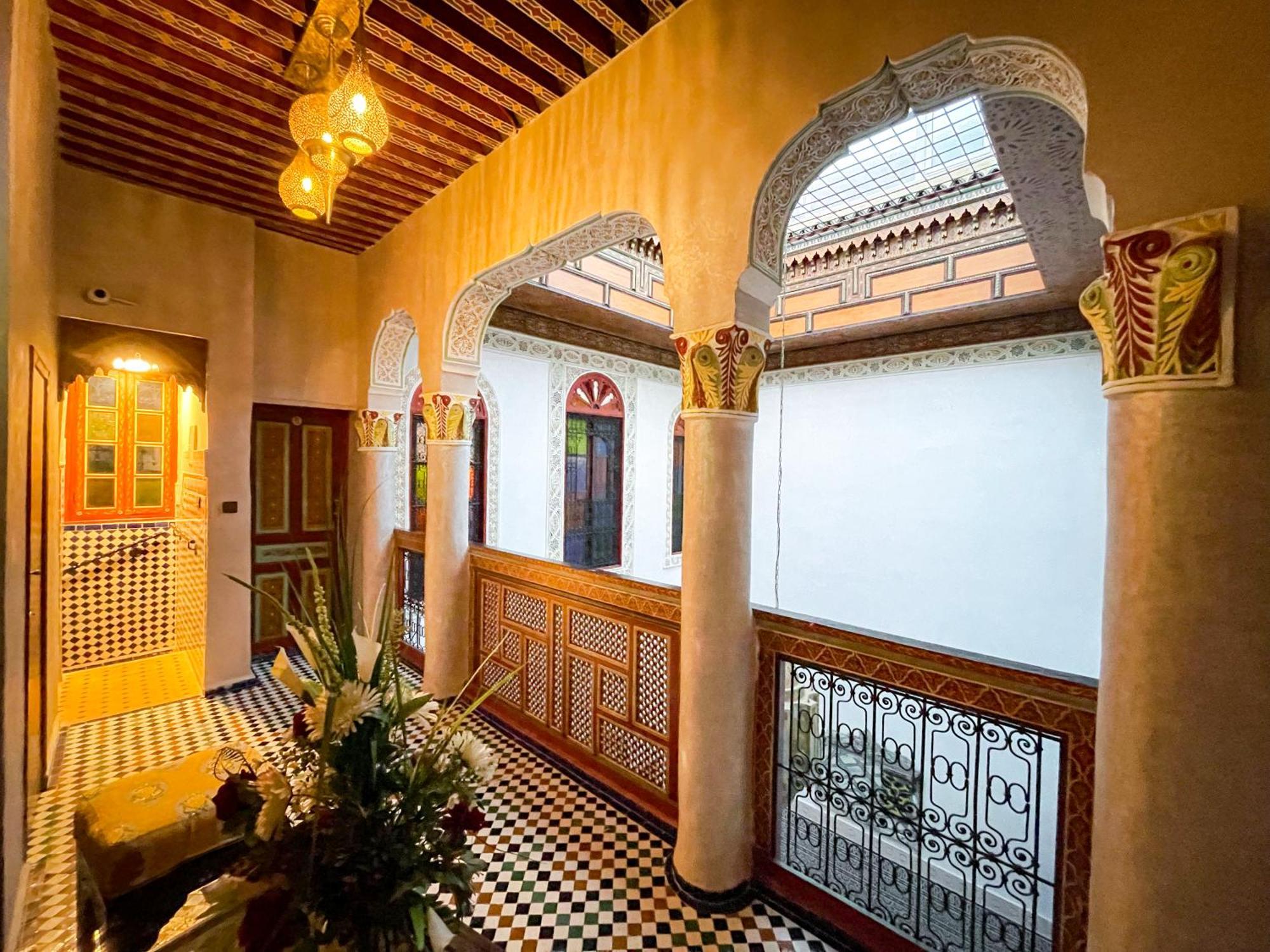 Riad Dar El Ouedghiri Fez Eksteriør billede