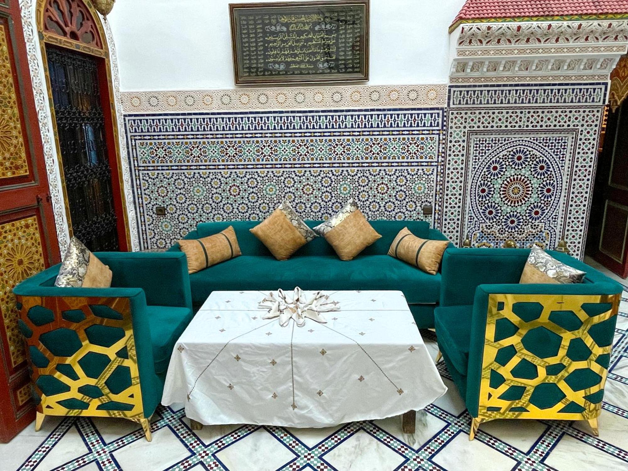 Riad Dar El Ouedghiri Fez Eksteriør billede